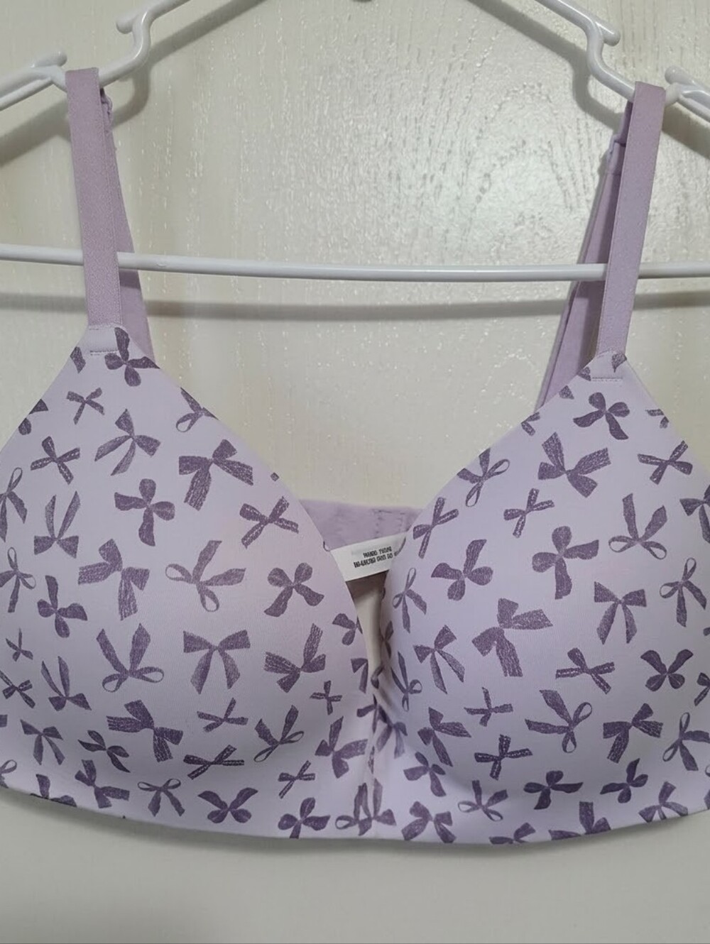 Victoria's Secret PINK Wear Everywhere Wireless Push Up Bra Purple Bow Print 36B